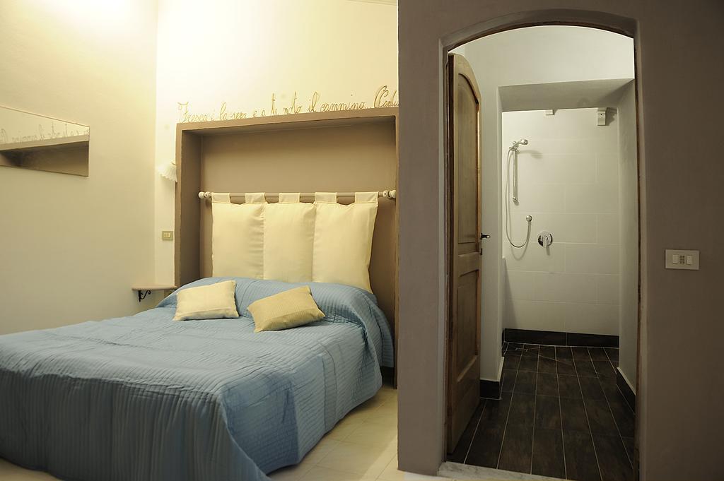 Mancino Bed & Breakfast Поджибонси Стая снимка