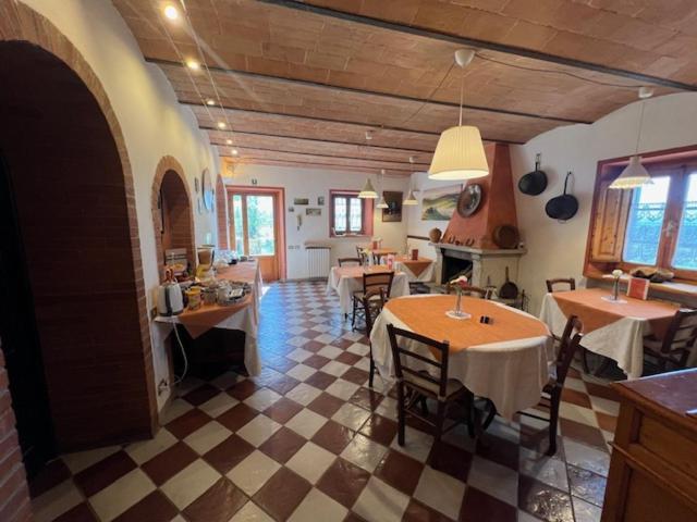 Mancino Bed & Breakfast Поджибонси Екстериор снимка