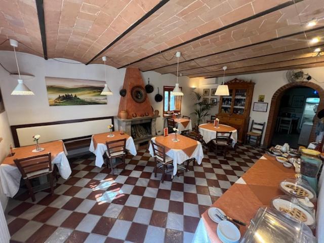 Mancino Bed & Breakfast Поджибонси Екстериор снимка