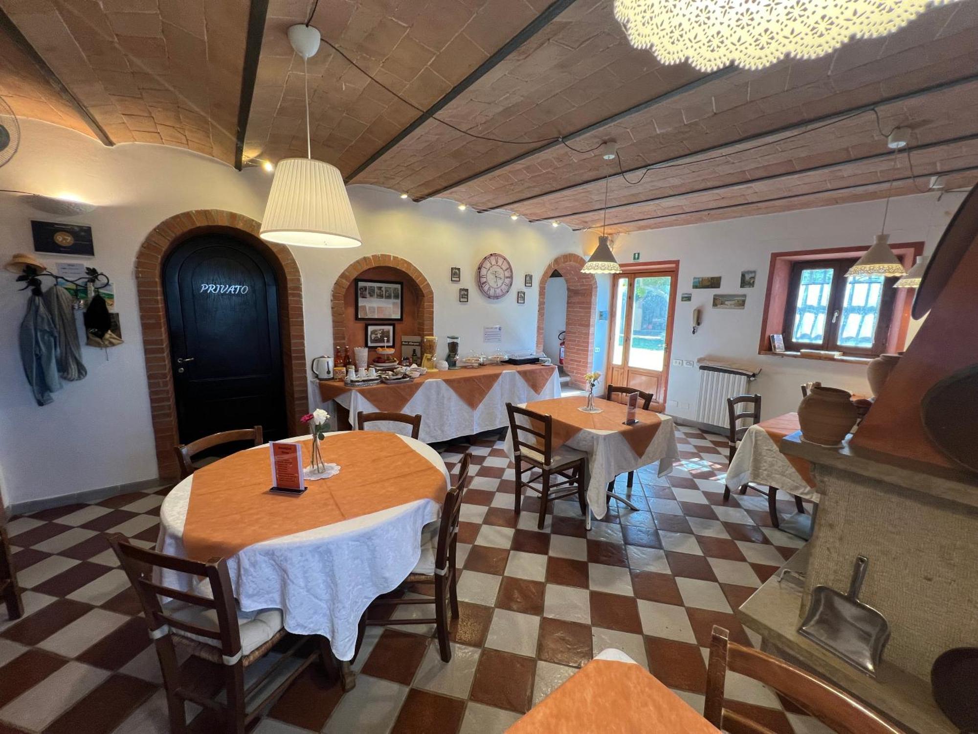 Mancino Bed & Breakfast Поджибонси Екстериор снимка